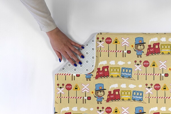 Alfombra infantil Tren y osito de peluche