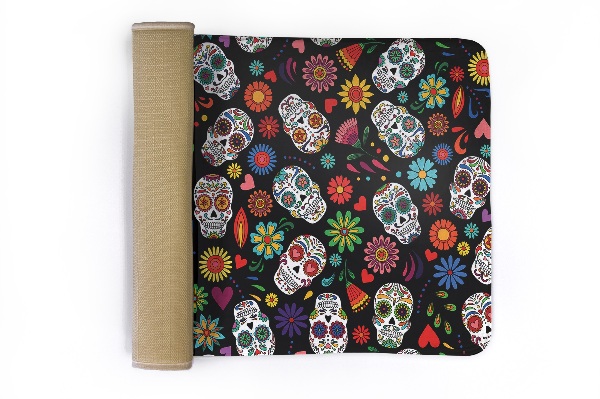 Alfombra infantil Calaveras y flores