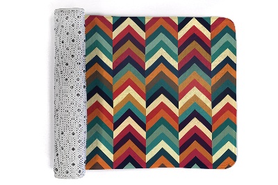 Alfombra antideslizante Zigzag de colores en estilo chevron