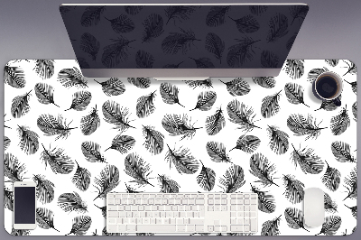 Alfombrilla escritorio Plumas en blanco y negro