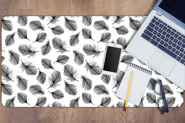 Alfombrilla escritorio Plumas en blanco y negro